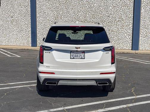 Crystal White Tri-Coat 2022 Cadillac XT6 Sport AWD