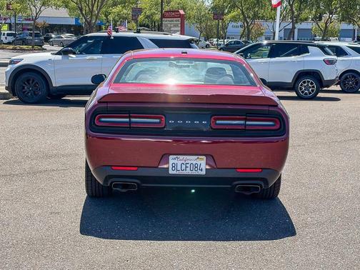 Octane Red Pearlcoat 2019 Dodge Challenger R/T