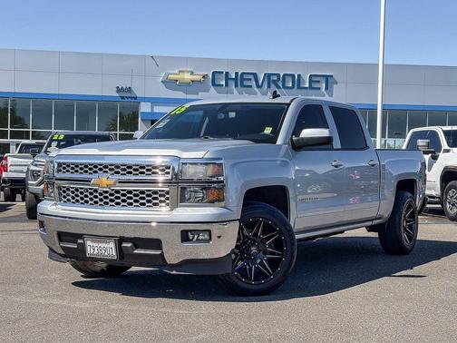 Silver Ice Metallic 2015 Chevrolet Silverado 1500 LT