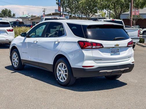 Summit White 2022 Chevrolet Equinox 1LT