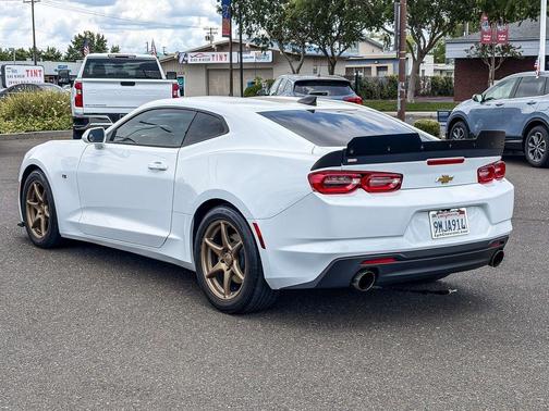 Summit White 2021 Chevrolet Camaro 1LS