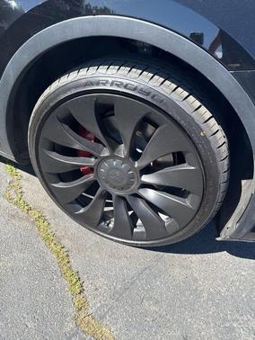 Black 2021 Tesla Model Y Long Range