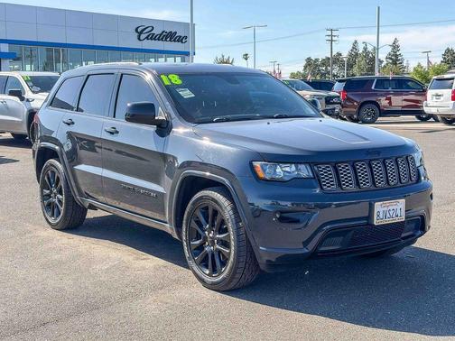 Rhino Clearcoat 2018 Jeep Grand Cherokee Altitude