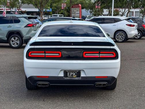 White Knuckle Clearcoat 2020 Dodge Challenger GT