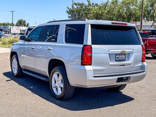 Silver Ice Metallic 2020 Chevrolet Tahoe LT