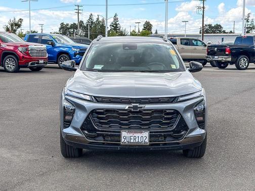 Sterling Gray Metallic 2025 Chevrolet Trax ACTIV
