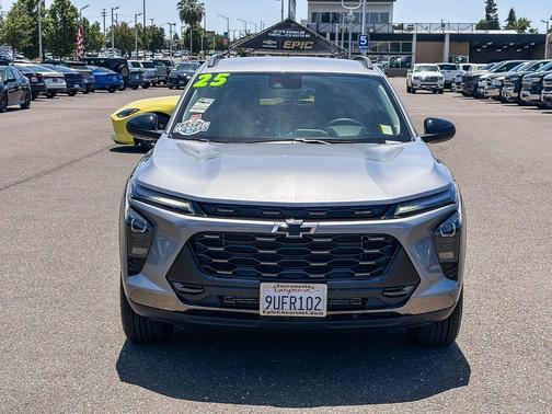 Sterling Gray Metallic 2025 Chevrolet Trax ACTIV