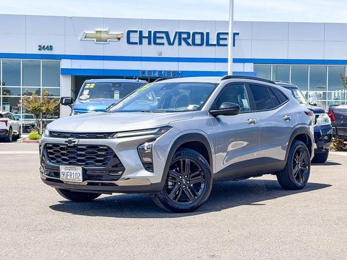 Sterling Gray Metallic 2025 Chevrolet Trax ACTIV