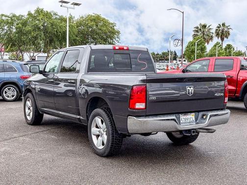 Granite Crystal Clearcoat Metallic 2019 RAM 1500 Classic SLT