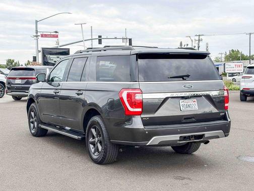 Magnetic 2021 Ford Expedition Max XLT