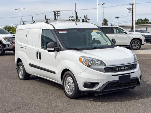 Bright White 2022 RAM ProMaster City Base