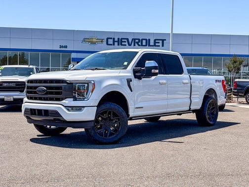 Oxford White 2021 Ford F-150 Lariat
