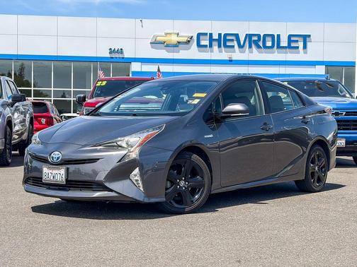 Magnetic Gray Metallic 2017 Toyota Prius Three Touring