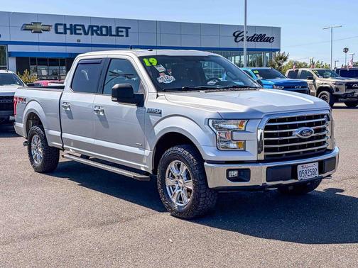 Ingot Silver 2016 Ford F-150 XLT
