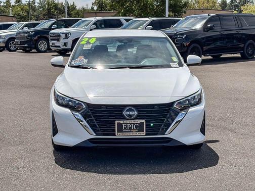 Cloud White 2024 Nissan Sentra SV