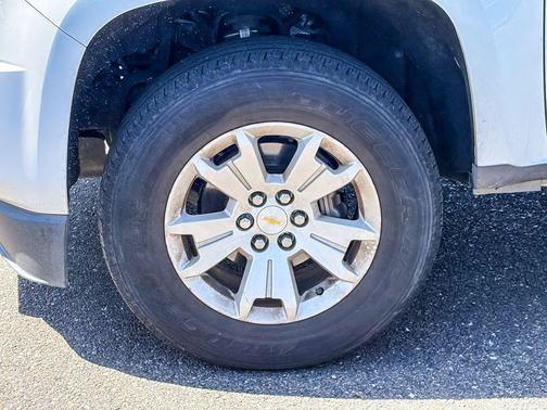 Summit White 2020 Chevrolet Colorado LT