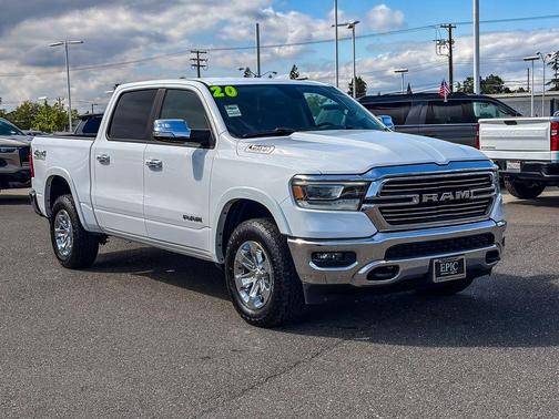 Bright White Clearcoat 2020 RAM 1500 Laramie