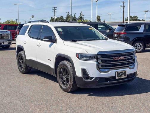 Summit White 2021 GMC Acadia AT4