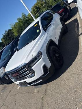 Summit White 2021 GMC Acadia AT4