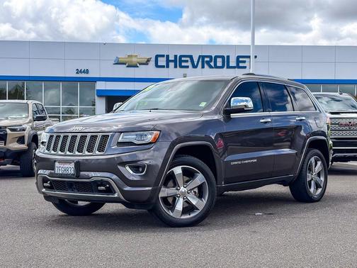 Granite Crystal Clearcoat Metallic 2014 Jeep Grand Cherokee Overland