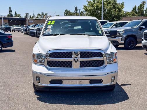 Bright White Clearcoat 2022 RAM 1500 Classic Tradesman