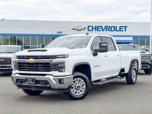White 2025 Chevrolet Silverado 2500 LT