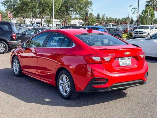 Red 2016 Chevrolet Cruze LT Automatic
