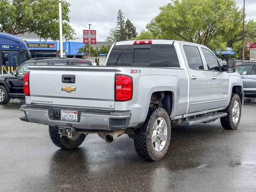 Silver Ice Metallic 2017 Chevrolet Silverado 2500 LT