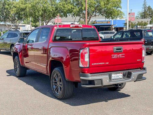 Red Quartz Tintcoat 2020 GMC Canyon SLE