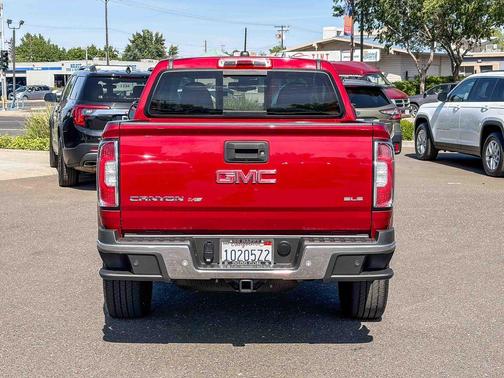 Red Quartz Tintcoat 2020 GMC Canyon SLE