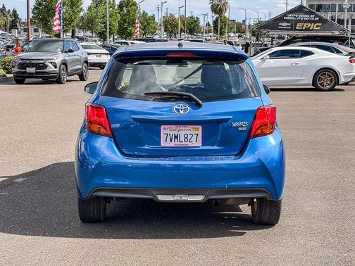 Black 2017 Toyota Yaris L