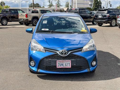 Black 2017 Toyota Yaris L