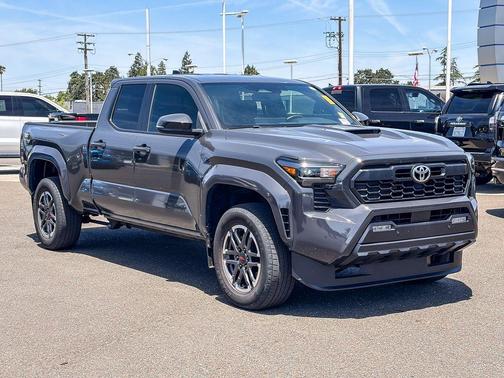 UNDERGROUND 2024 Toyota Tacoma TRD Sport