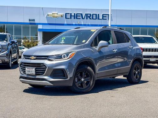 Satin Steel Metallic 2019 Chevrolet Trax LT