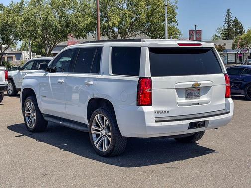 Summit White 2017 Chevrolet Tahoe LT