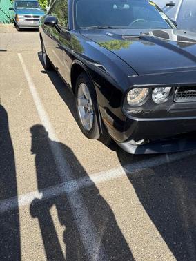 Brilliant Black Crystal Pearlcoat 2010 Dodge Challenger R/T