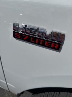 Bright White Clearcoat 2019 RAM 1500 Classic Big Horn