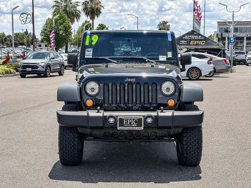 Black Clearcoat 2016 Jeep Wrangler Unlimited Sport