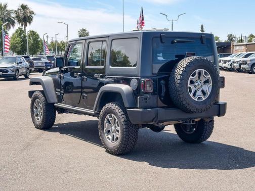 Black Clearcoat 2016 Jeep Wrangler Unlimited Sport