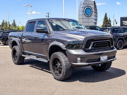 Granite Crystal Clearcoat Metallic 2017 RAM 1500 Express
