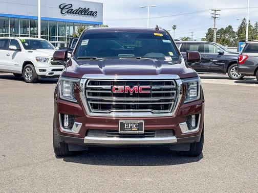 Redwood Metallic 2022 GMC Yukon SLT