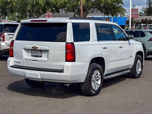 Summit White 2017 Chevrolet Tahoe LT