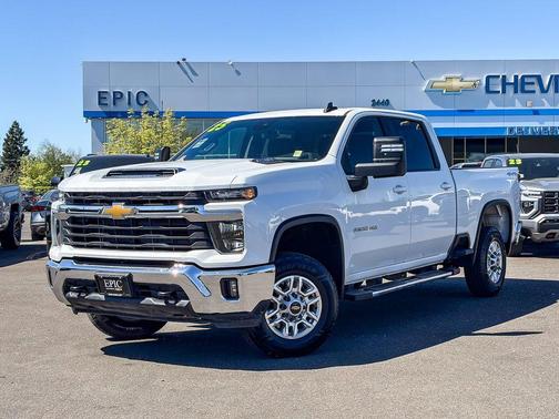 Summit White 2025 Chevrolet Silverado 2500 LT