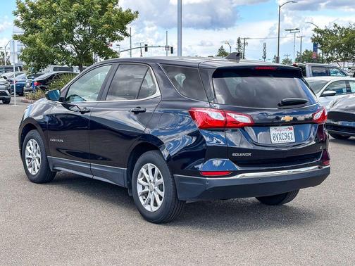 Midnight Blue Metallic 2021 Chevrolet Equinox 1LT