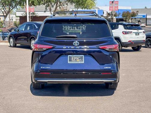 Blueprint 2025 Toyota Sienna Limited