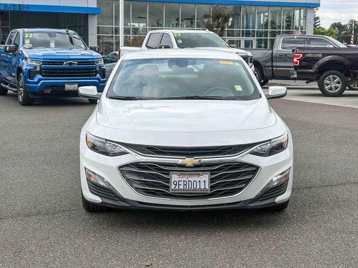 Summit White 2023 Chevrolet Malibu LT