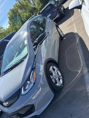 Slate Gray Metallic 2019 Chevrolet Bolt EV LT