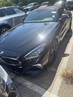Black Sapphire Metallic 2020 BMW Z4 M40i