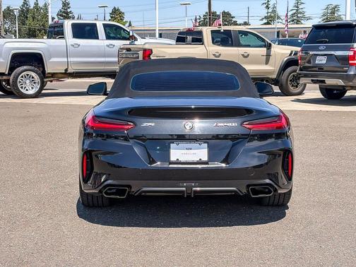 Black Sapphire Metallic 2020 BMW Z4 M40i