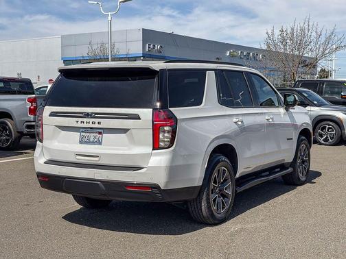 Iridescent Pearl Tricoat 2021 Chevrolet Tahoe Z71